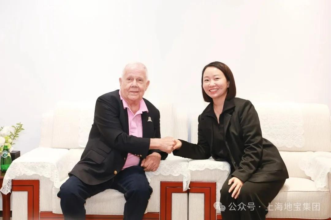 罗杰斯到访地宝集团7