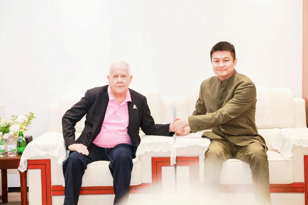世界知名投资人罗杰斯空降上海9