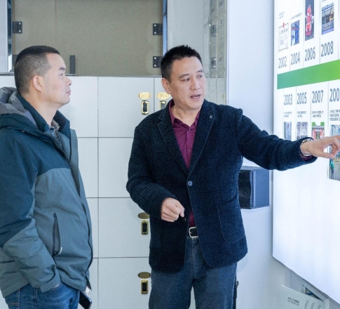 居家适老化改造中的防滑革命：地宝防滑，守住“最后一摔”的防线